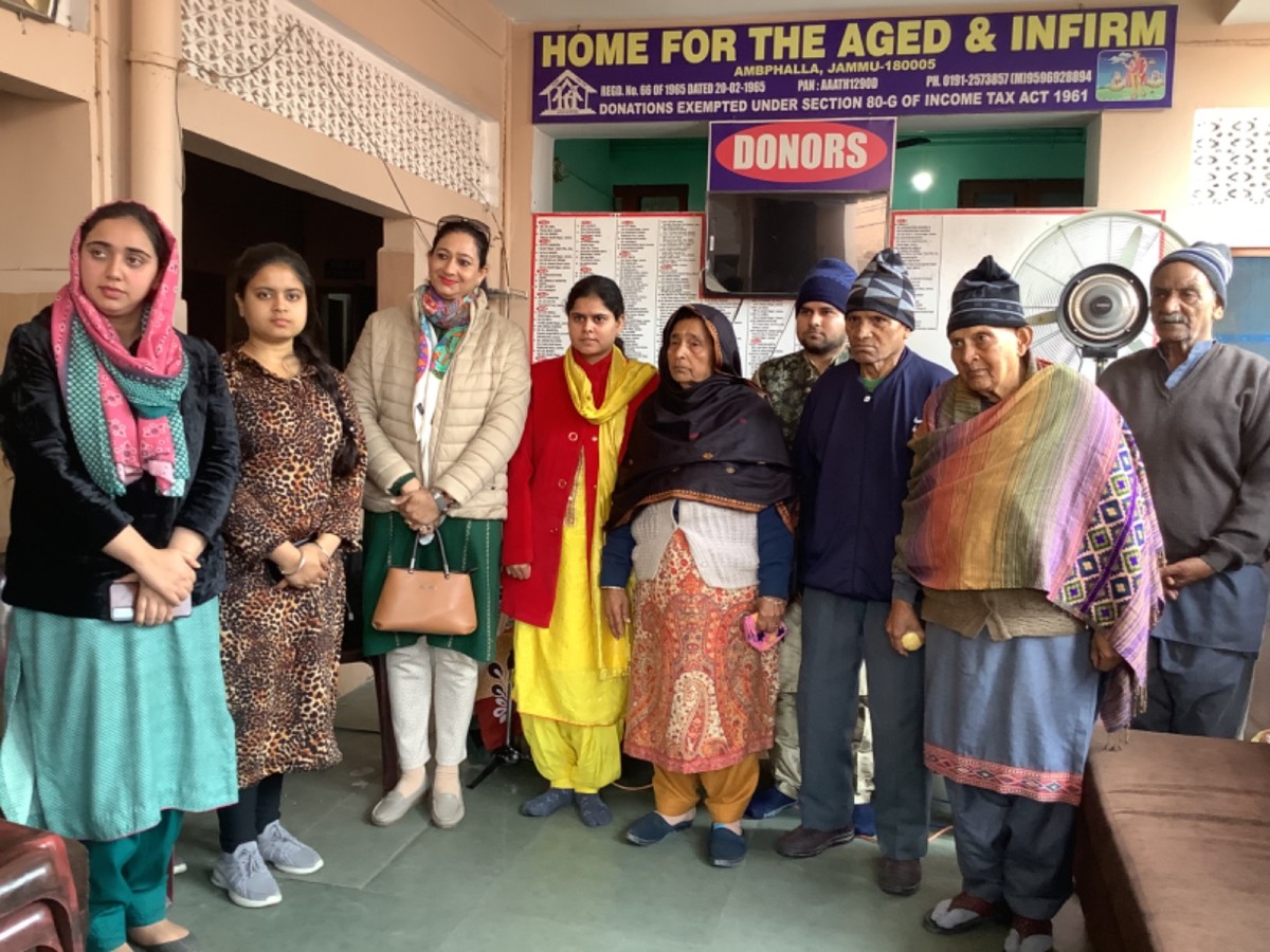 Students of music department presented bhajans  at old age home.