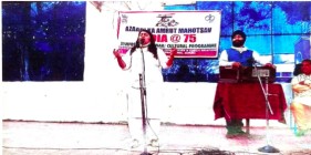 Varsha Jamwal of Music Department of B.A â€“ III semester presenting a song in AZAADI KA AMRIT MAHOTSAV.
